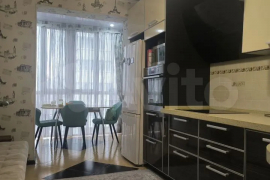 Просторная 30х комнатная квартира в Южном районе.